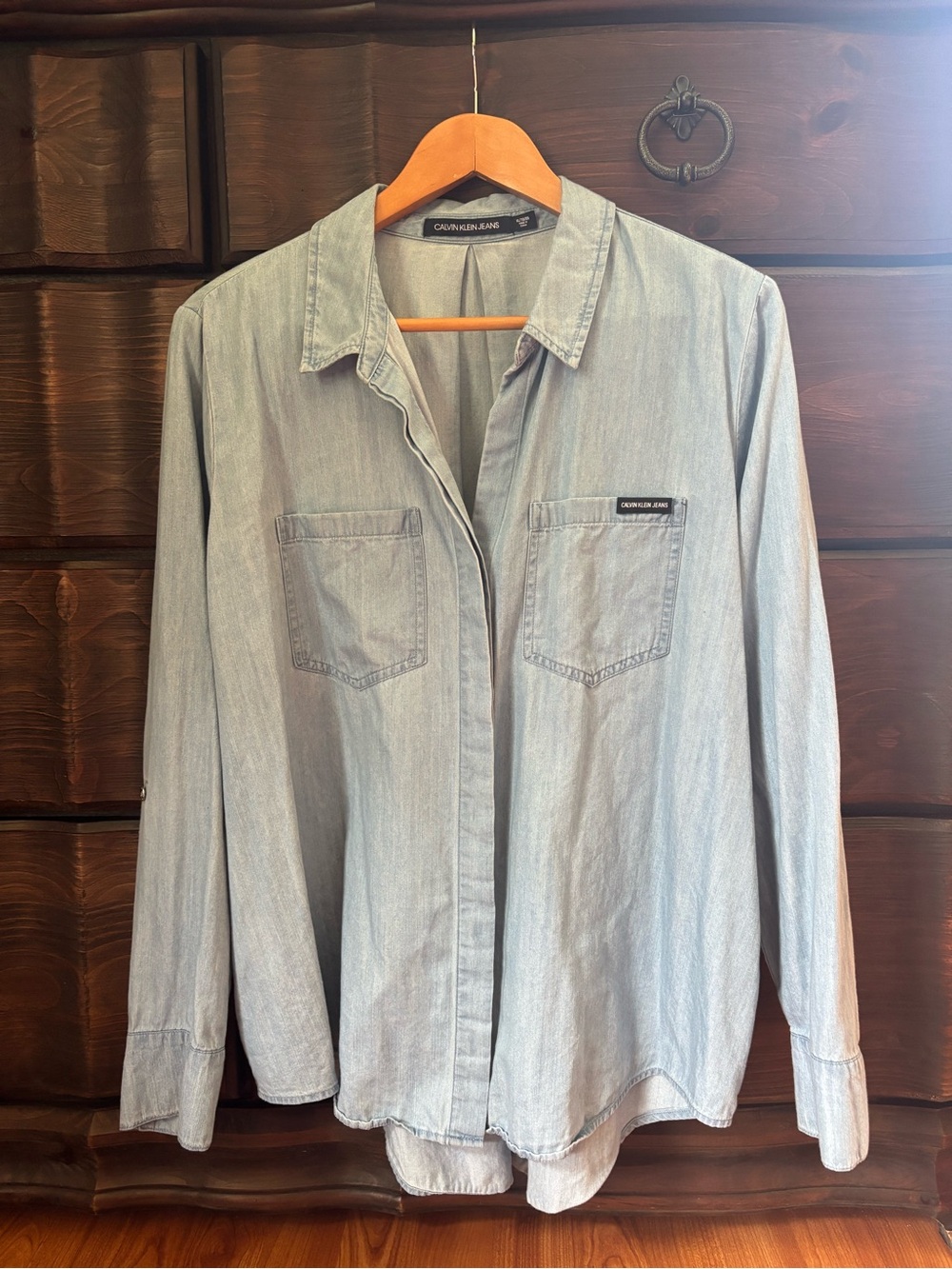 Calvin Klein Jeans Chambray Button Up Top Size XL, Cotton / Tencel Lyocell Blend - Picture 3 of 8